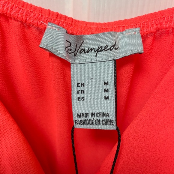 💞 NWT ReVamped Coral Romper Ladies size Medium - Picture 3 of 8